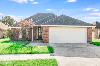 512 Wisteria Bend Cir, Carencro, LA 70520