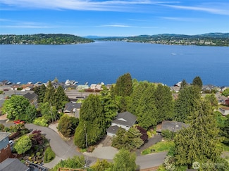 10504 Dixon Dr S, Seattle, WA 98178