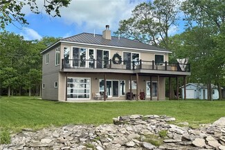 201 Morning Glory Ln, Kelleys Island, OH 43438
