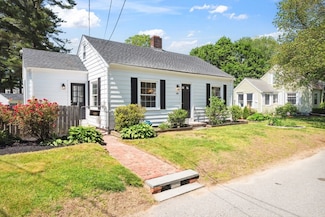 60 Woodland Rd, Bellingham, MA 02019