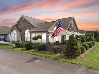 371 Chateau Place, Bronston, KY 42518