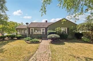 601 W North Ave, East Palestine, OH 44413