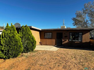 1530 N San Mateo St, Hobbs, NM 88240
