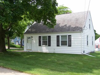 226 Dempsey Rd, Madison, WI 53714