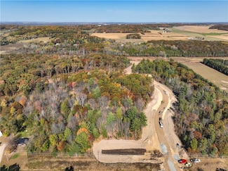 Lot 14 Legacy Dr, Eau Claire, WI 54703