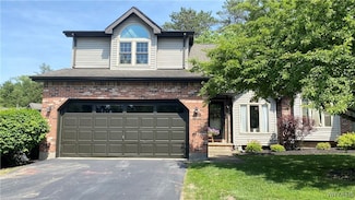 20 In the Woods Ln, Buffalo, NY 14224