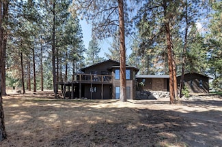 215 Hilltop Dr, Hamilton, MT 59840