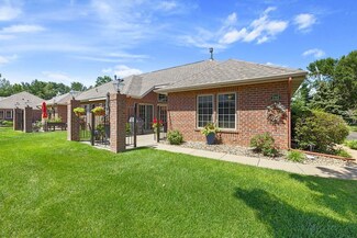 1725 Hunter Hill Rd, Hudson, WI 54016