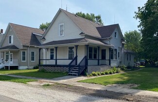 405 S Main St, Wanatah, IN 46390