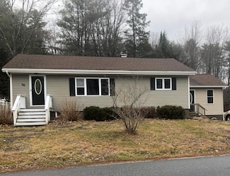 66 Summer St, Lisbon Falls, ME 04252