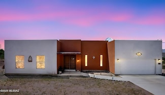 231 Premio Ct, Rio Rico, AZ 85648