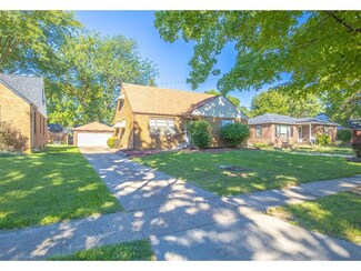4030 39th Place, Des Moines, IA 50310