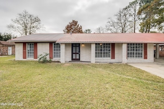 4802 Bel Meade Cir, Pascagoula, MS 39581