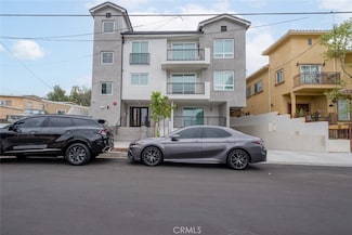 10218 Fernglen Ave Unit 202, Los Angeles, CA 91042