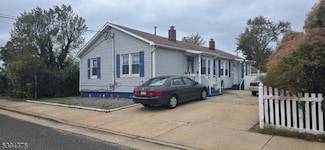 11 Lincoln Ave, Keansburg, NJ 07734