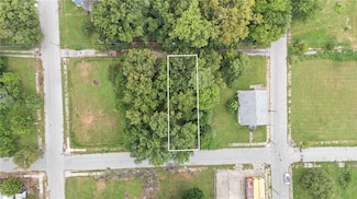 3111 E 19th St, Kansas City, MO 64127