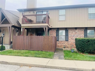 5641 SW Foxcroft Cir S Unit 106, Topeka, KS 66614