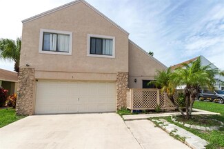 3 Corrie Place, Boynton Beach, FL 33426