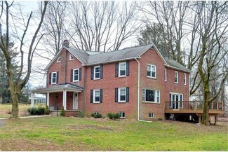 430 Thornton Rd, Cheyney, PA 19319