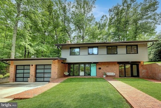3309 Parkside Terrace, Fairfax, VA 22031