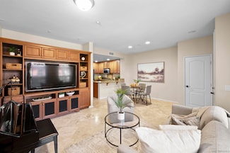 17022 Calle Trevino Unit 9, San Diego, CA 92127
