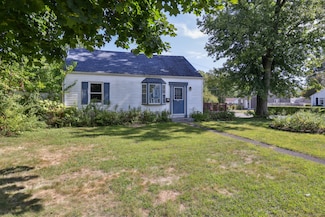 40 Park Ave, Danbury, CT 06810