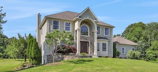 16 Winston Place, Marlboro, NY 12542