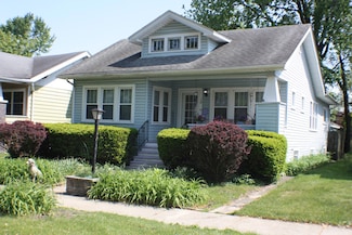 12 Midway Ct, Hammond, IN 46324
