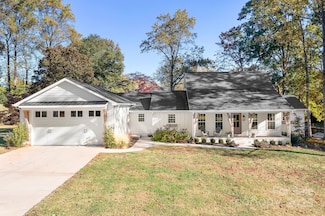 1984 Hickory Hills Dr, Denver, NC 28037