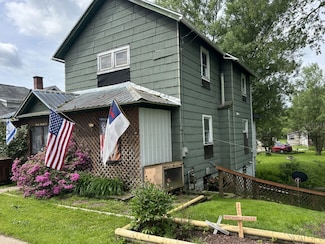 745 W Spring St, Titusville, PA 16354
