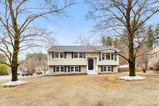 285 Andover Rd, Billerica, MA 01821