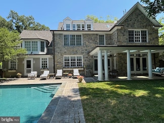2950 Chain Bridge Rd NW, Washington, DC 20016