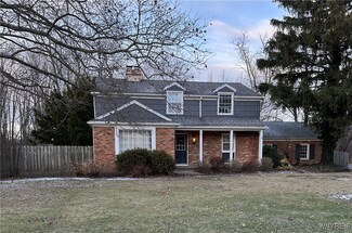 631 Morgan Dr, Lewiston, NY 14092