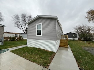 112 Terri Ln Unit 136, Mankato, MN 56001