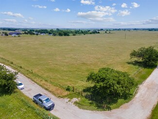 9152 County Road 408a, Grandview, TX 76050