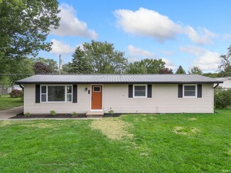 1522 Maye St, Warsaw, IN 46580
