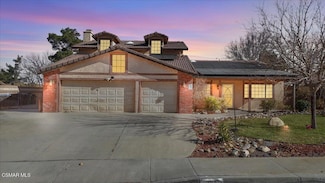 42212 Woodstone Ln, Lancaster, CA 93536