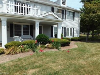 23362 Grist Mill Ct Unit 1, Olmsted Falls, OH 44138