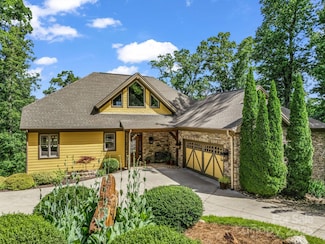 556 High Pines Loop, Lake Lure, NC 28746