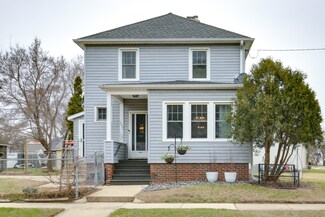 7732 17th Ave, Kenosha, WI 53143