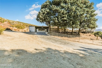39631 87th St W, Leona Valley, CA 93551