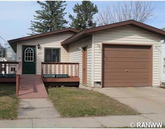 237 E Mckinley Ave, Fall Creek, WI 54742
