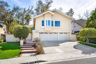 25572 Sarita Dr, Laguna Hills, CA 92653
