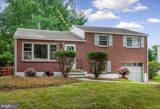 4 Whitehall Cir, Wilmington, DE 19808