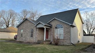 739 Sky Way Dr NW, Corydon, IN 47112