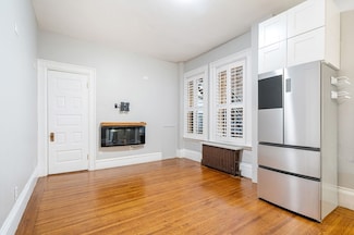 261 Beacon St Unit 32, Boston, MA 02116