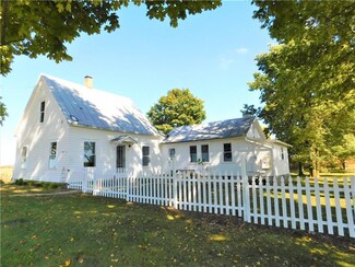 1399 S Indian Trail, Farmland, IN 47340