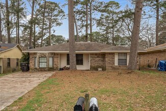 2633 Oakside Dr, Haughton, LA 71037