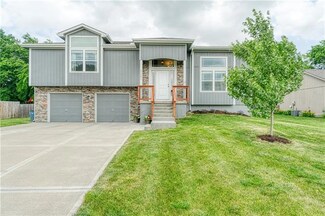 21281 Noble St, Spring Hill, KS 66083