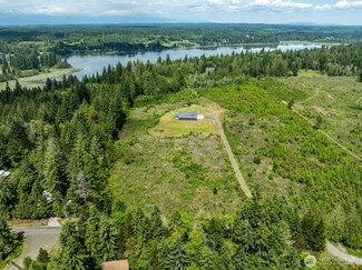 876 E Daniels Rd, Shelton, WA 98584
